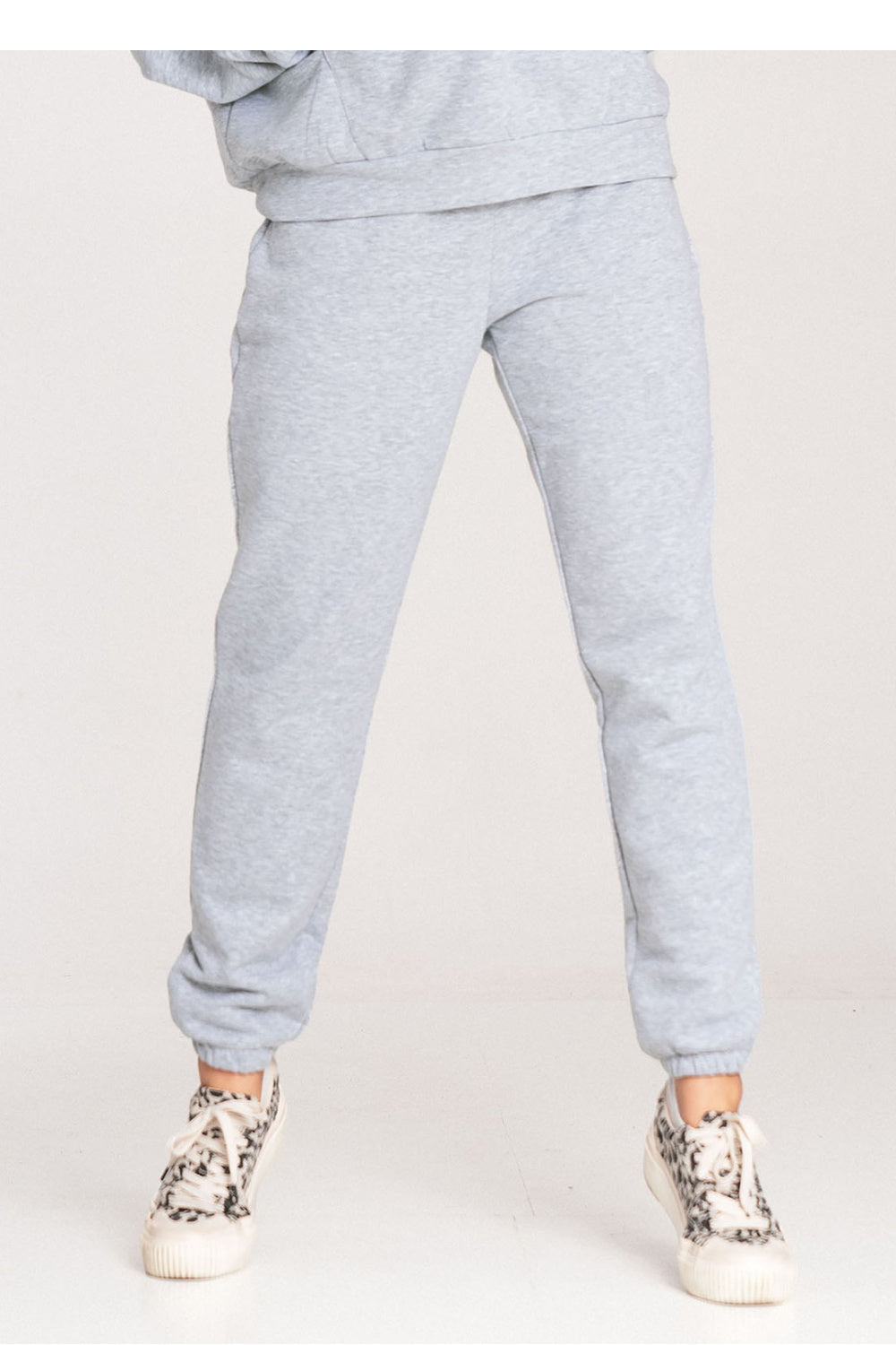 Tracksuit trousers M1056 – Figl, Grey – Track Pants – image 4