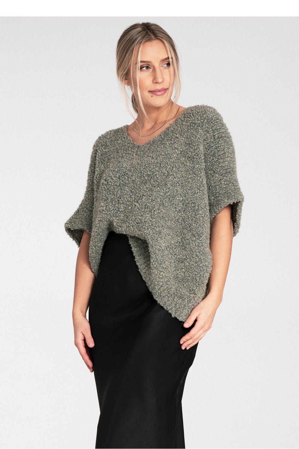 Short sleeve sweater M1109 – Figl – Sweater – image 3