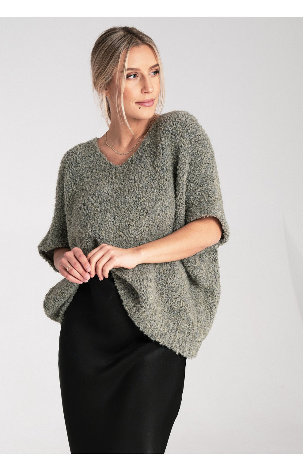 Short sleeve sweater M1109 – Figl – Sweater – image 5