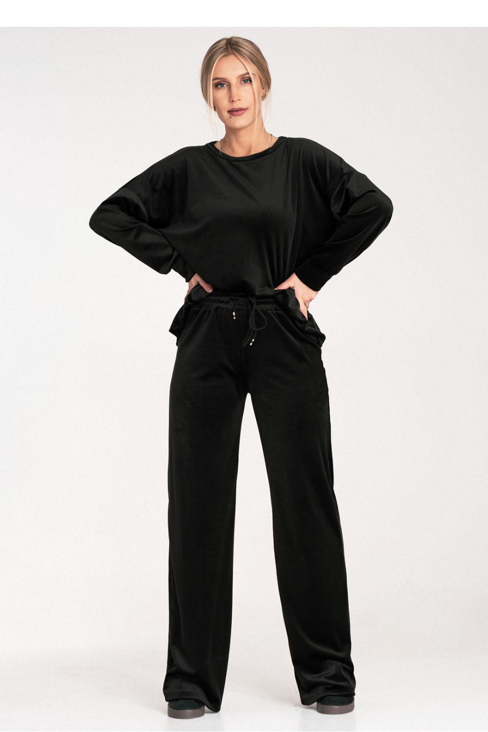 Set M1100 – Figl, Black – Set