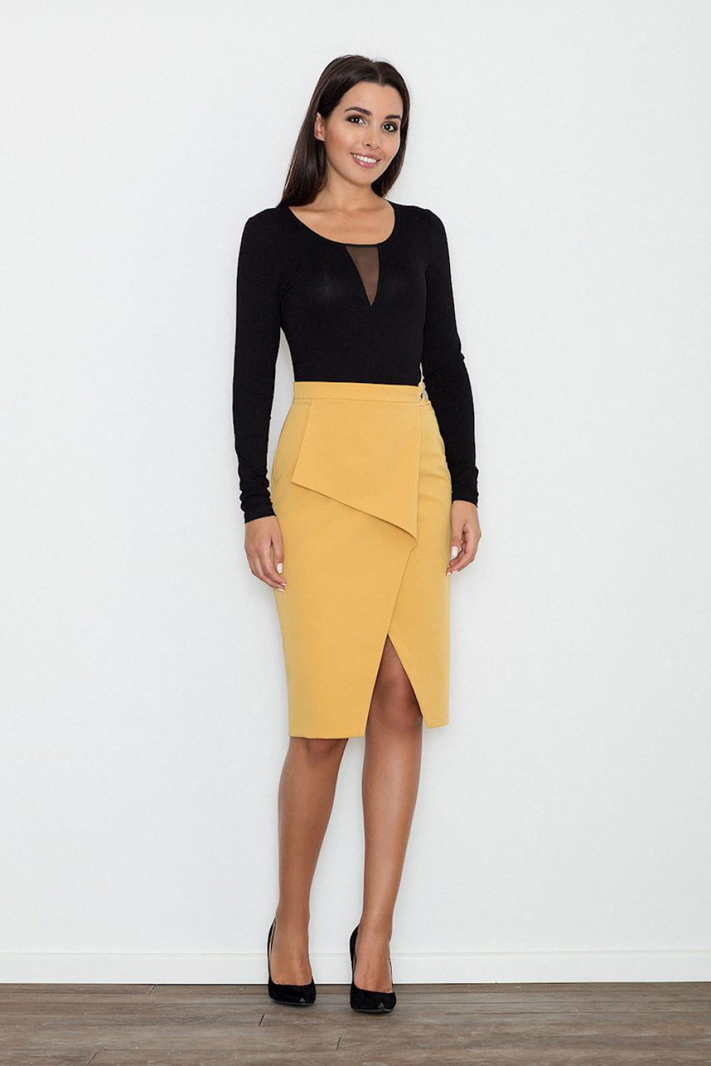 Classic skirt M559 – Figl, Yellow – Skirt – image 5
