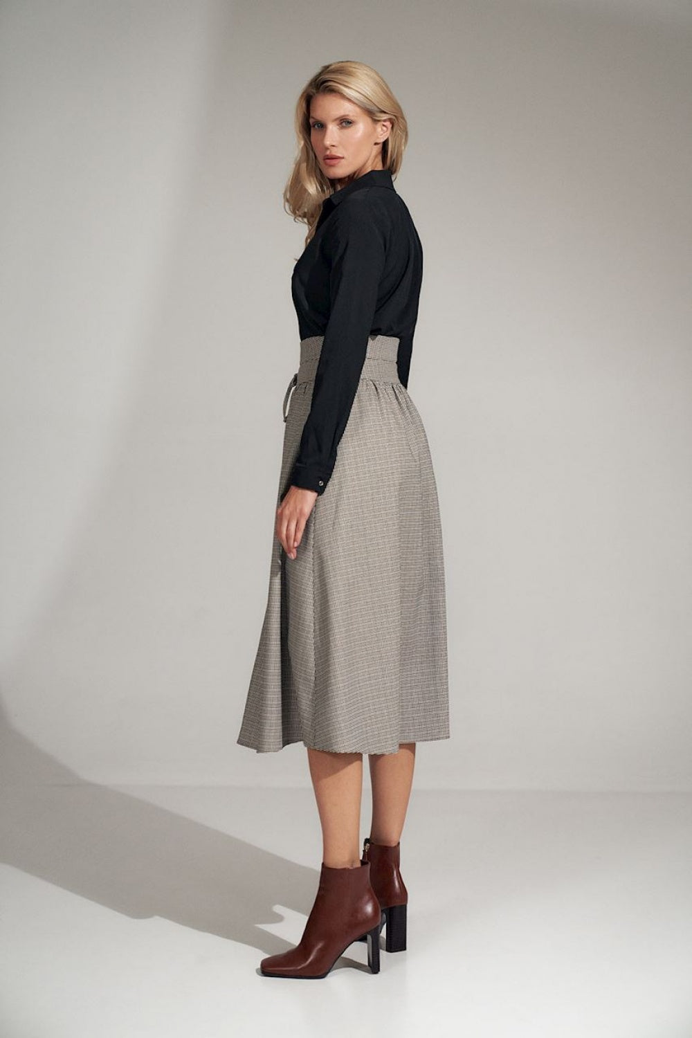 Skirt M722 – Figl – Skirt – image 4