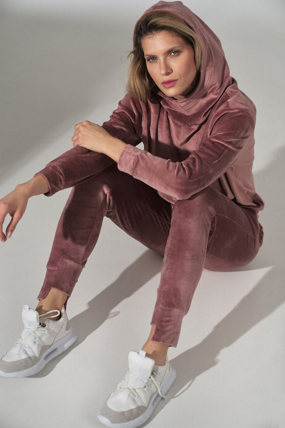 Tracksuit trousers M746 – Figl, Pink – Track Pants