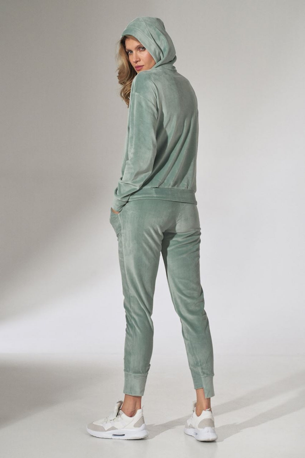 Tracksuit trousers M746 – Figl – Track Pants – image 12