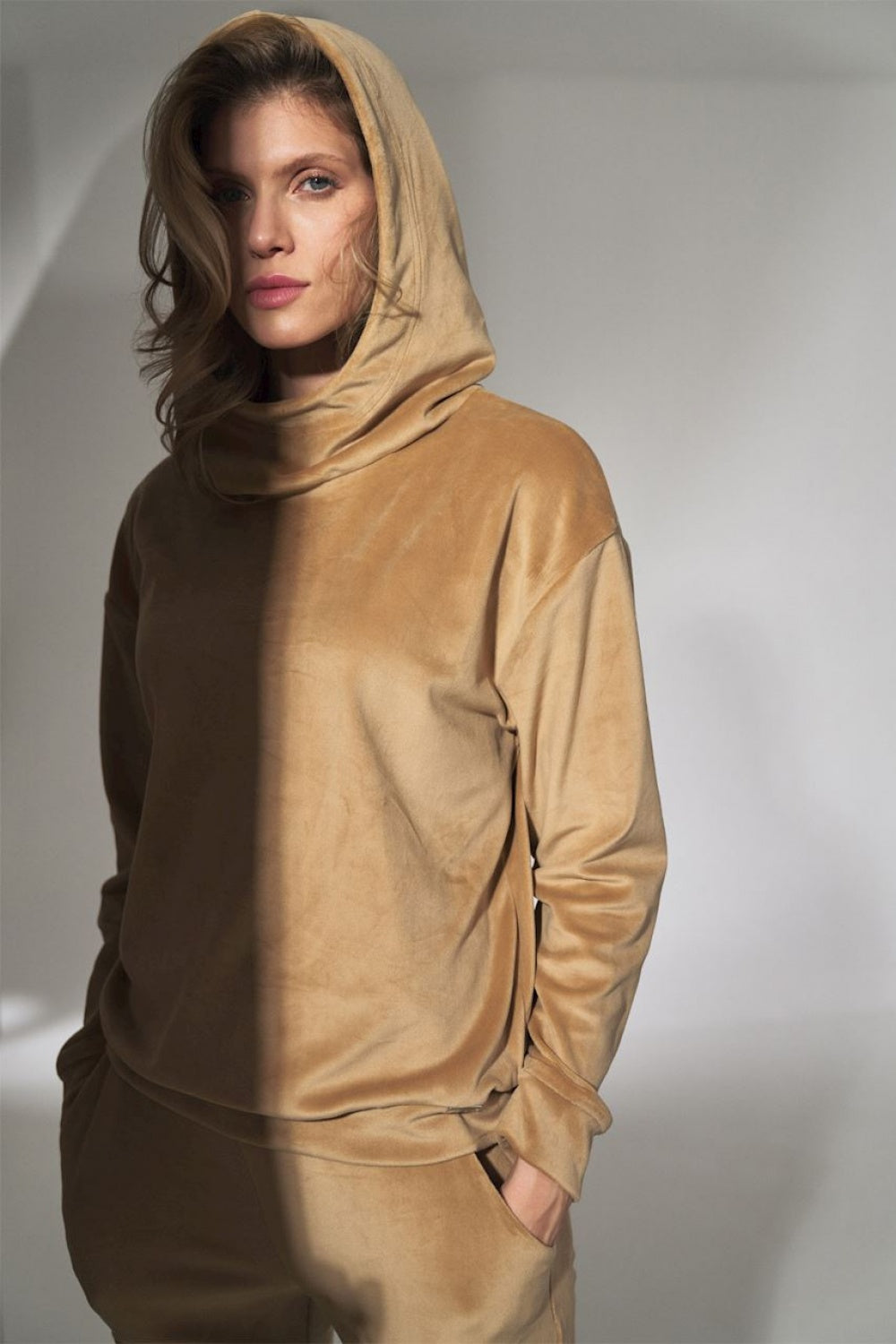 Sweatshirt M745 – Figl, Beige – Sweatshirt – image 2