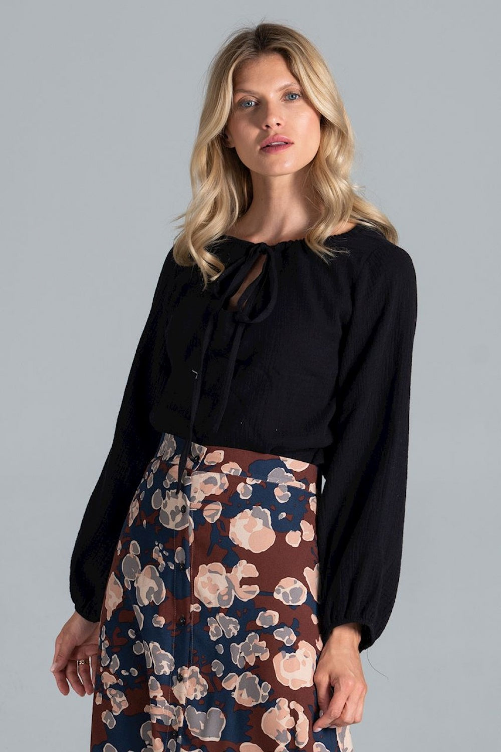 Blouse M818 – Figl, Black – Blouse – image 2
