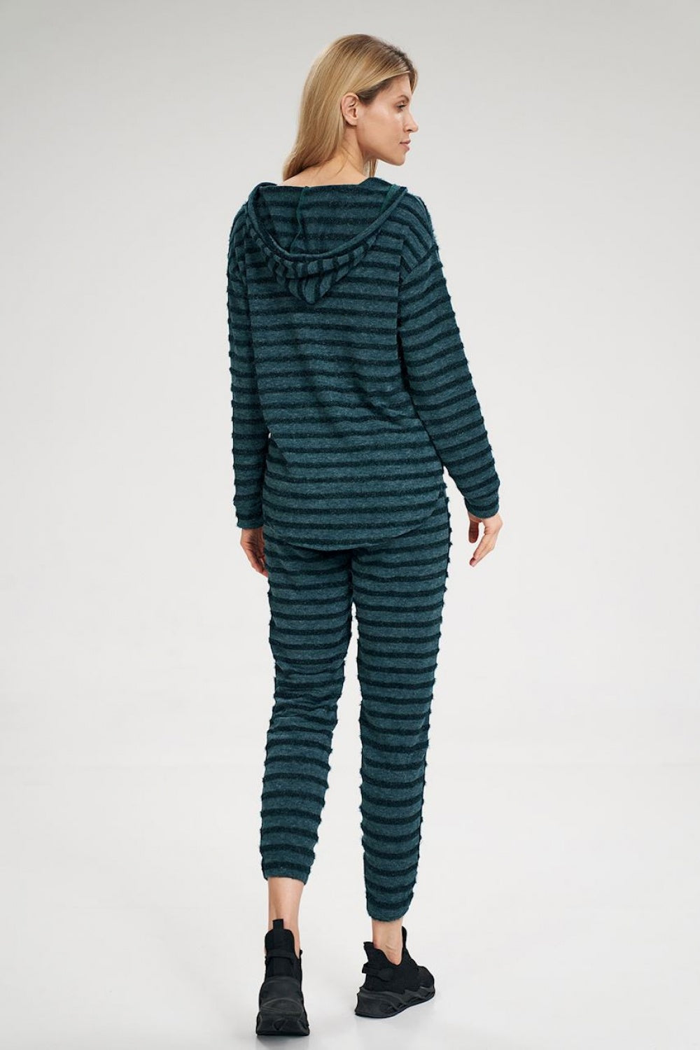Tracksuit trousers M813 – Figl – Track Pants – image 4